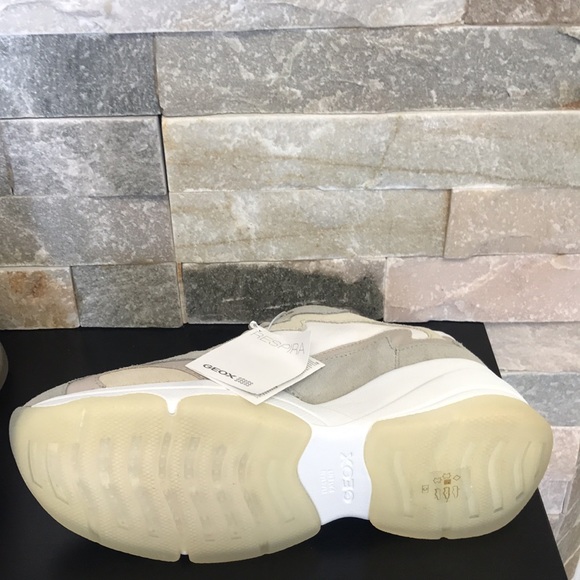 🎁 Geox Women's Kirya Low-Top Sneakers - Picture 9 of 9